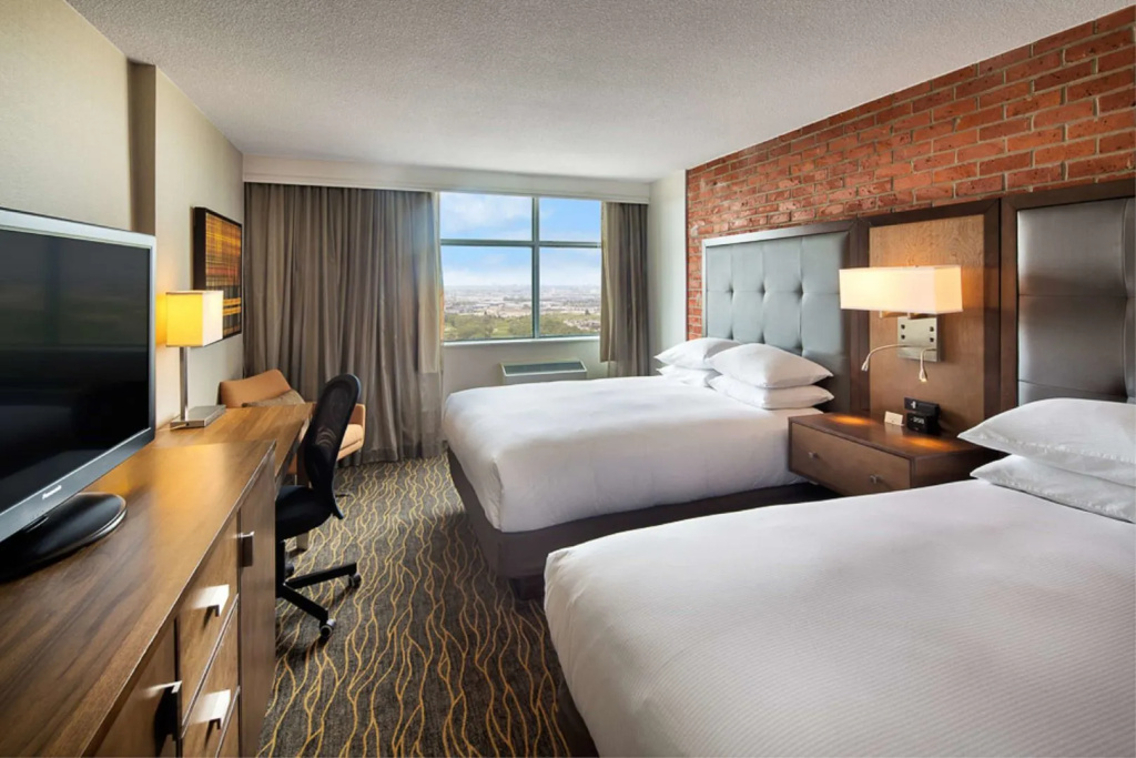 DoubleTree by Hilton Toronto Airport - Général