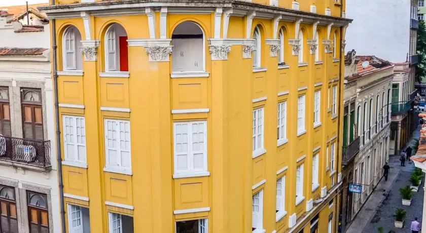 Casa Amarela Hostel