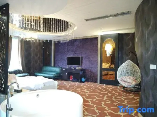 Номер Superior в Yiyue Express Hotel