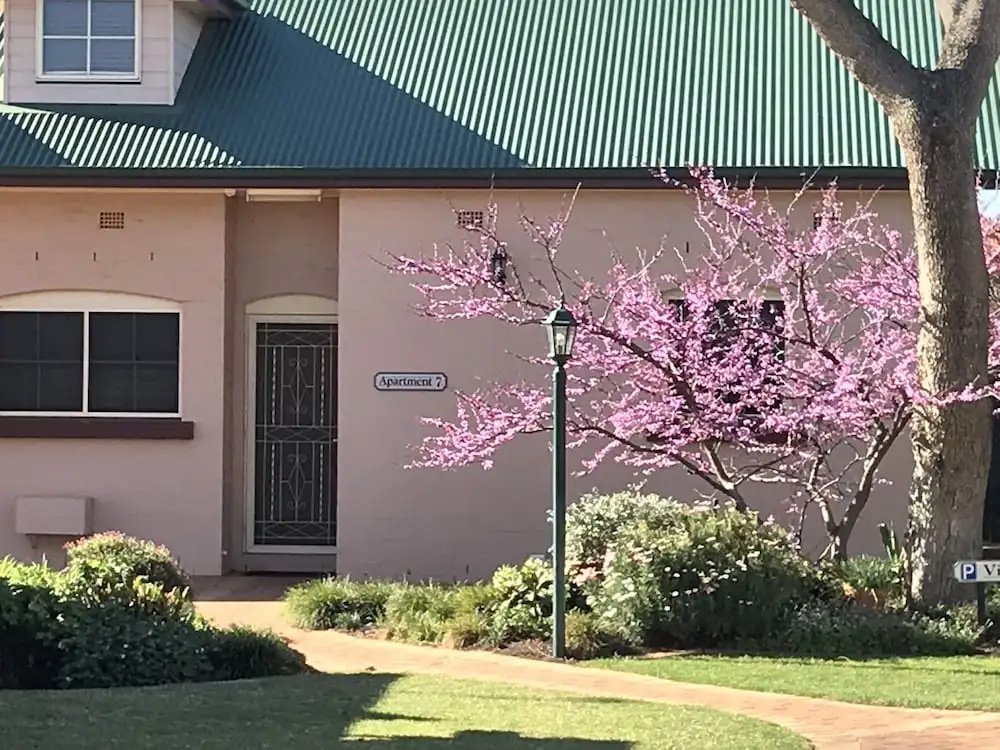 Country Apartments Dubbo photo 5