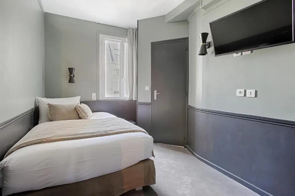 Standard Single room with courtyard view
