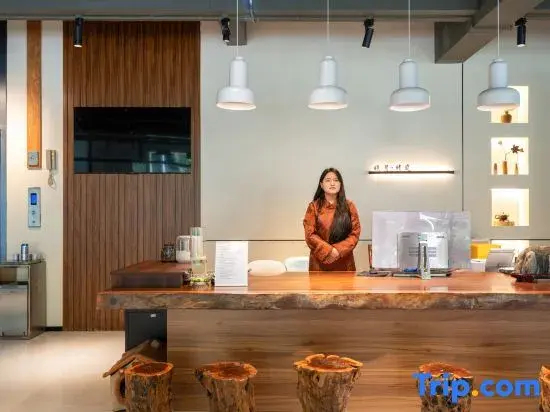 Bipeng Xiaoyue Hotel - фото 2