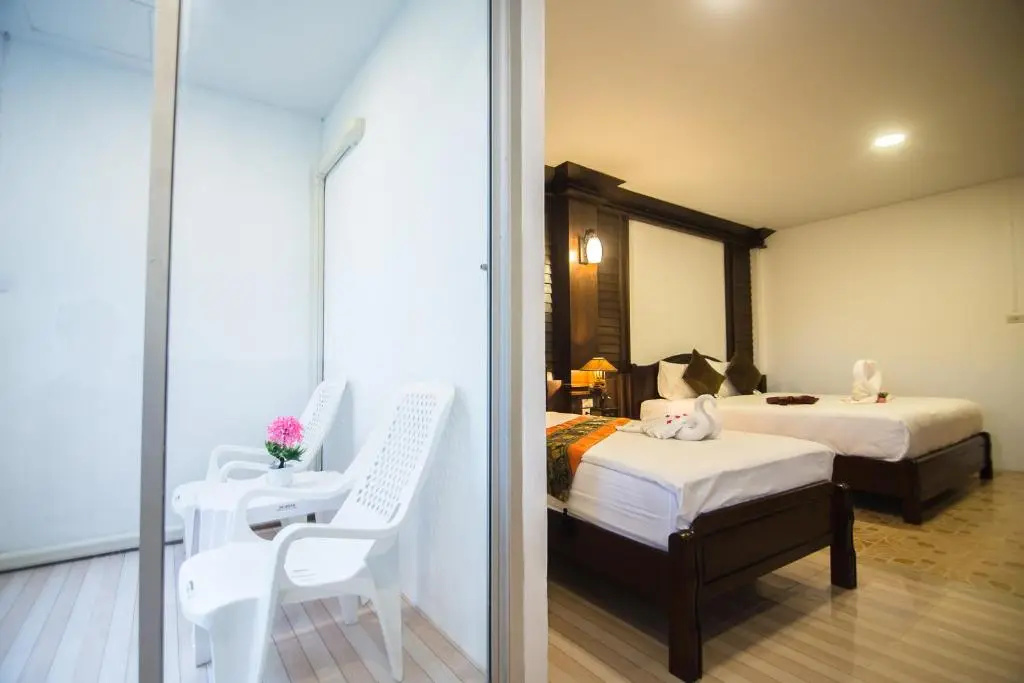 Lanta Nice Beach House - Chambres