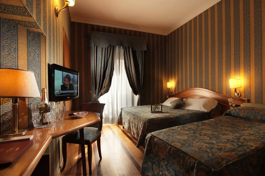 Hotel photo 7