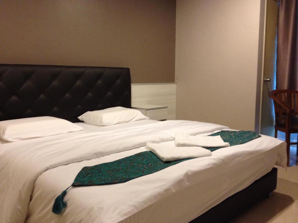 Aero Star Hotel