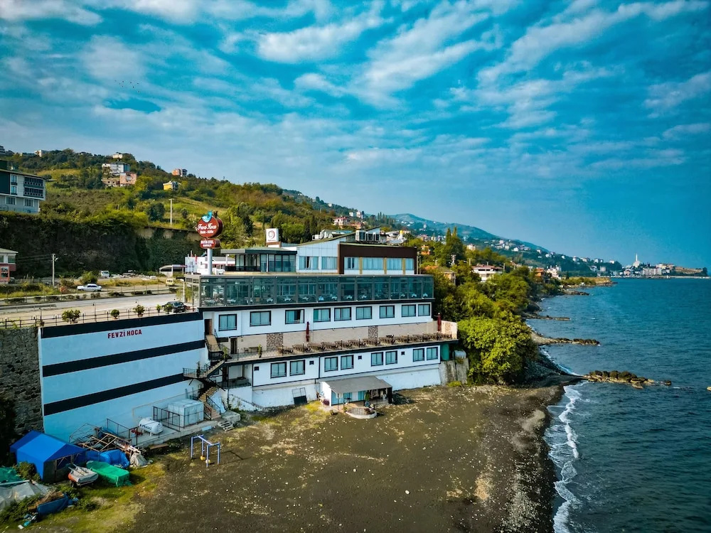 Beach & Waterfront