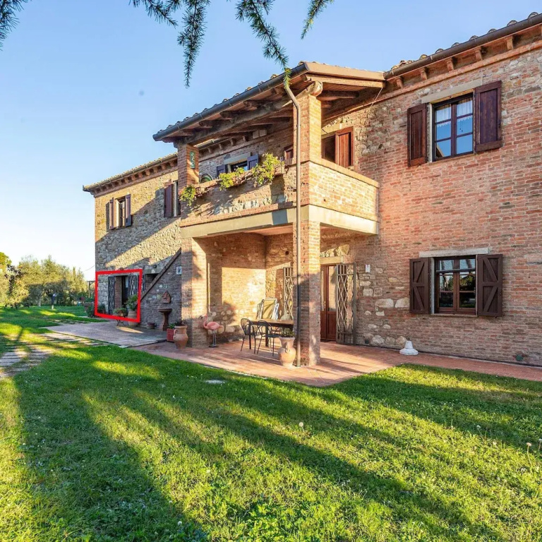 Willow apt With Shared Pool