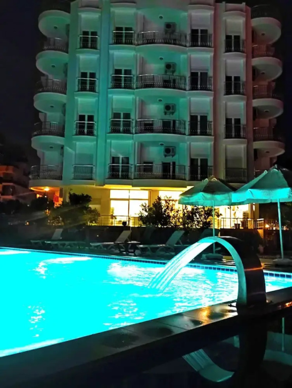 Club Apartment with balcony and with mountain view