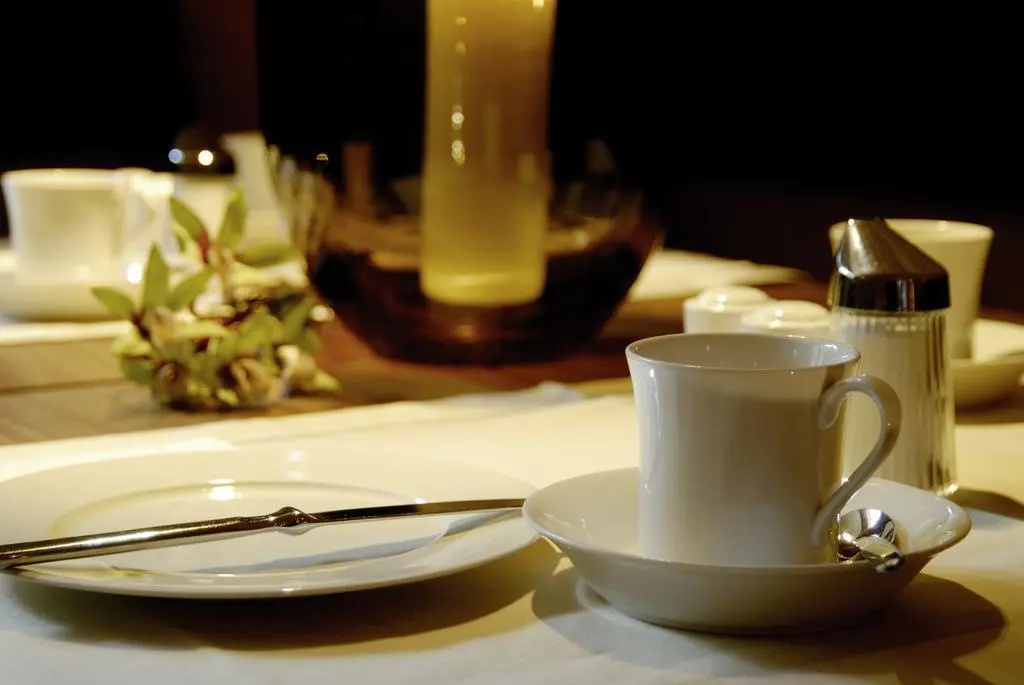 Food & Beverage