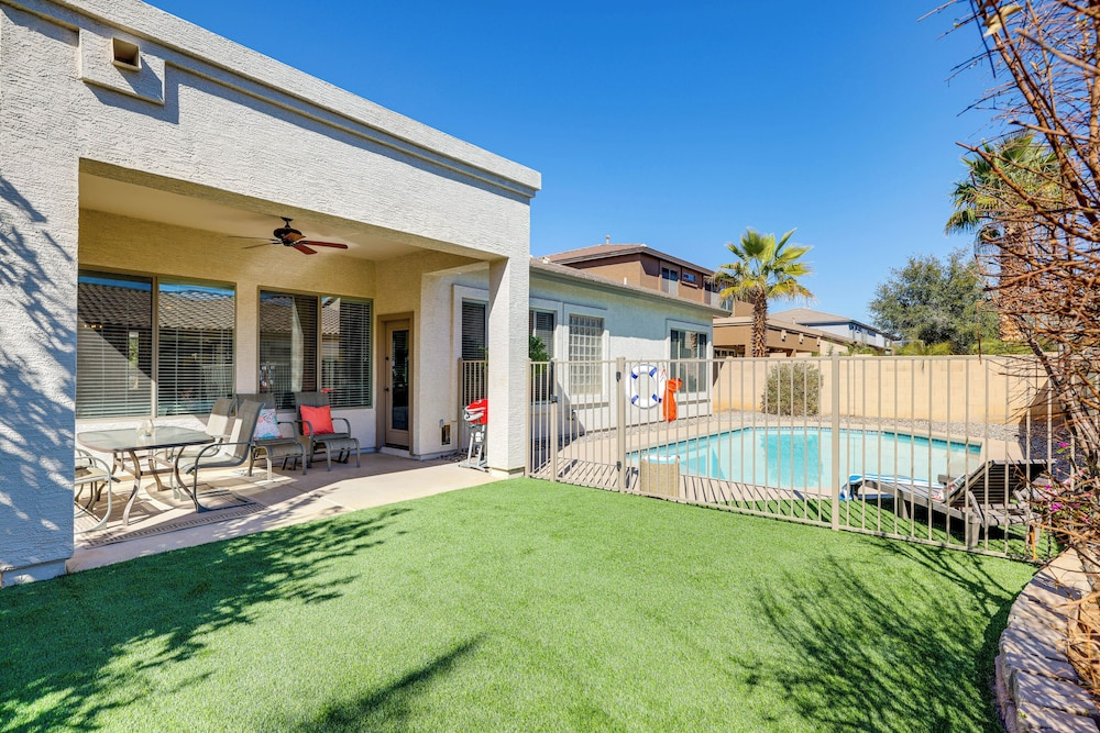 Fenced Pool & Patio: Newly Updated Surprise Home