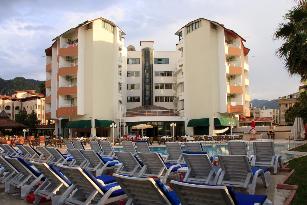 Hotel photo 13