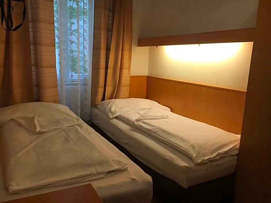 Pension Ani - Fallstaff - Chambres