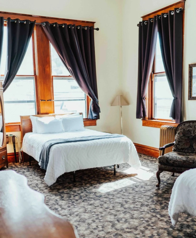 Quadruple Suite
