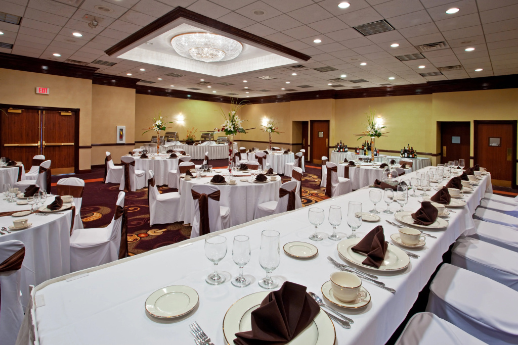 Holiday Inn Youngstown South by IHG - Général