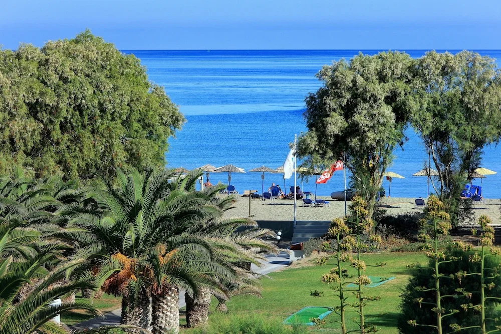 Beach & Waterfront