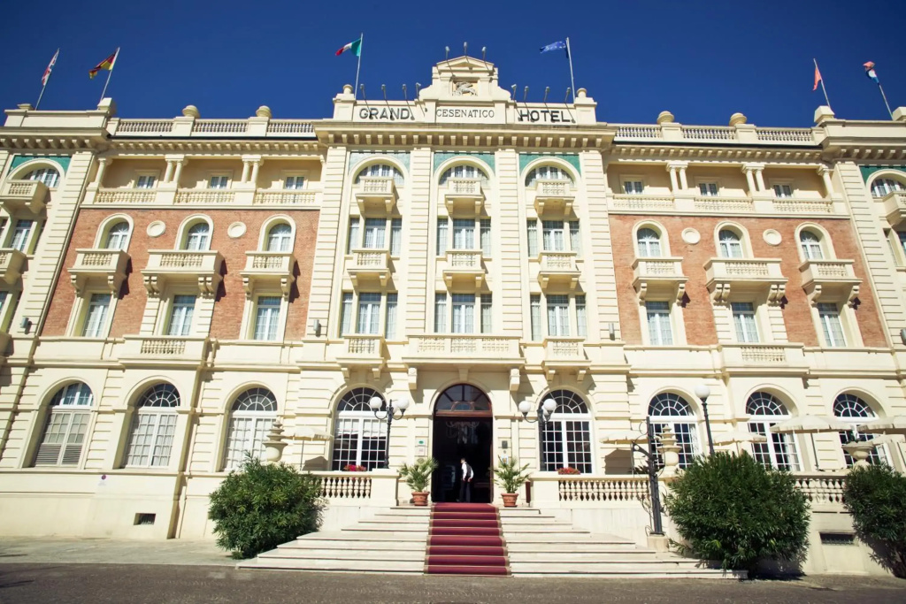 Grand Hotel