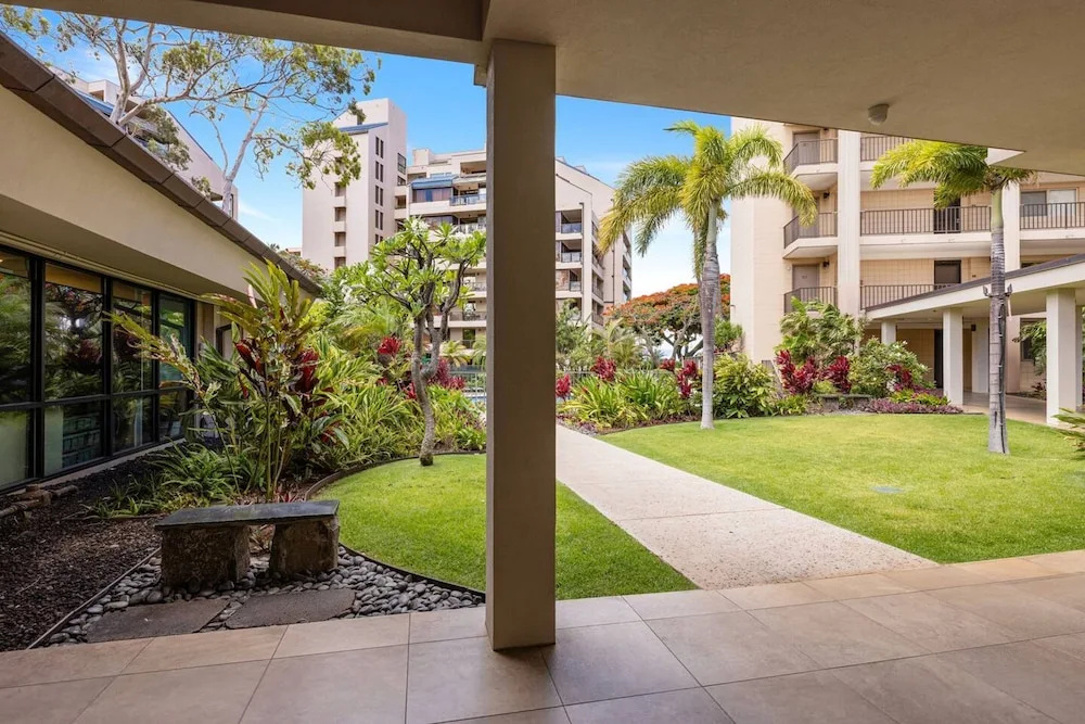 Remodeled Luxe Beachfront Escape Ocean Views AC
