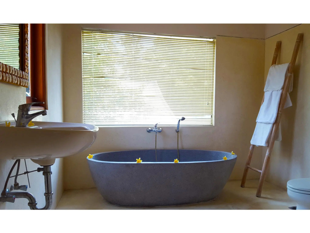 2 Bedrooms Villa