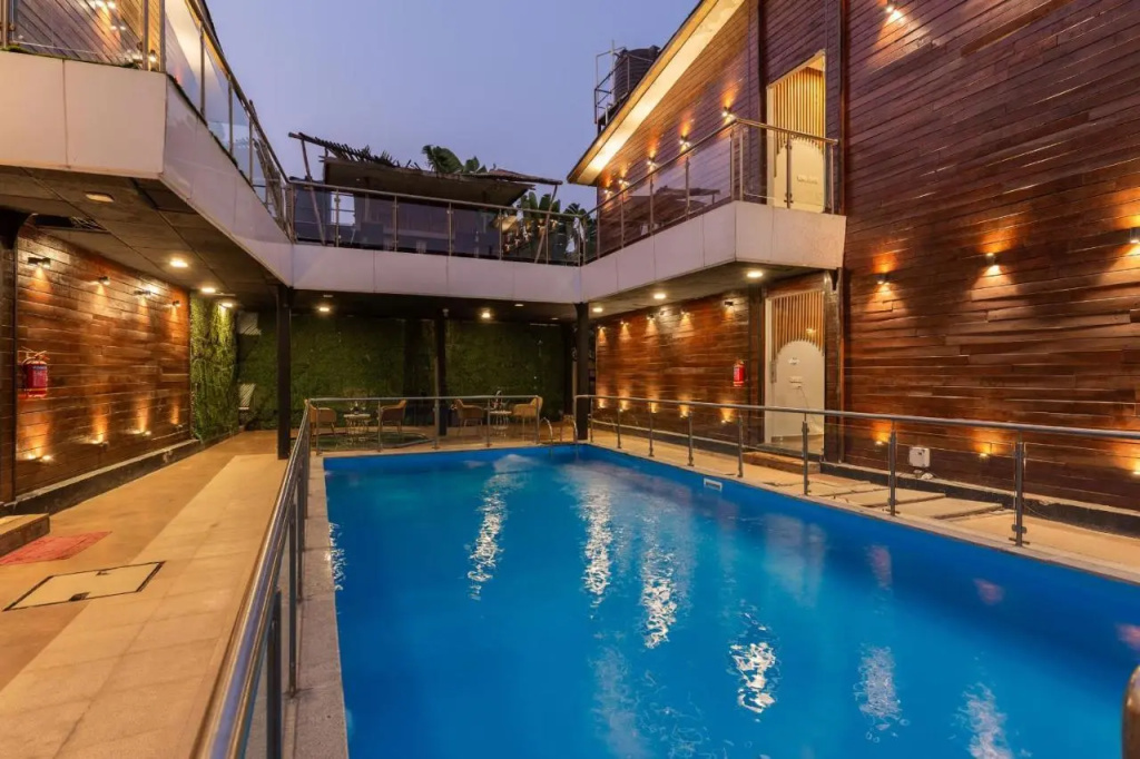 pool