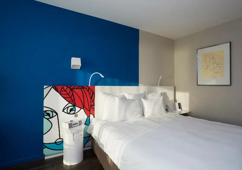 Standard Double room with balcony (full double bed)