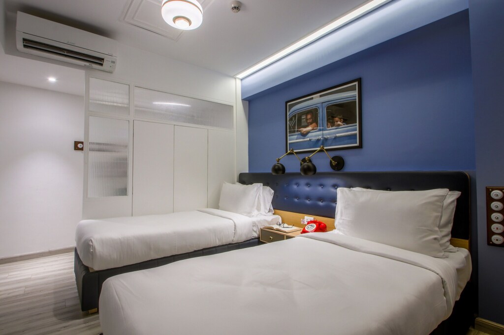 Hotel Transit - Renamed as T24 Retro by null