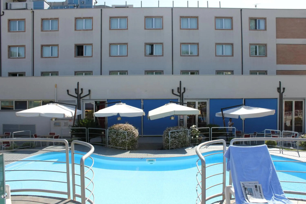 Hotel photo 13