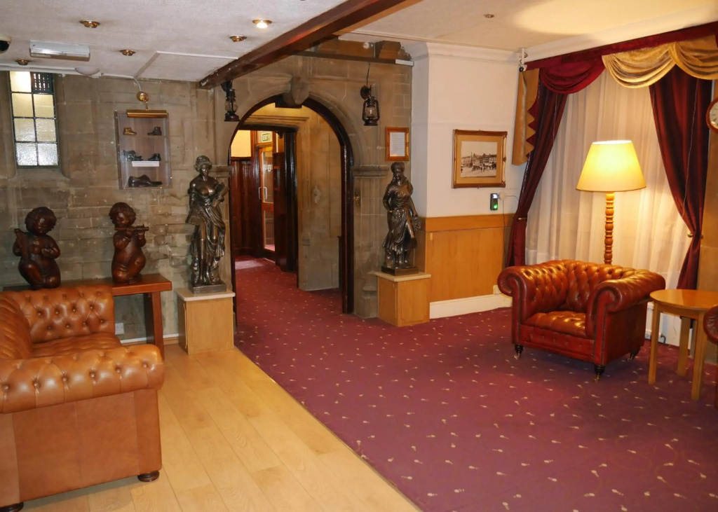 Westone Manor Hotel