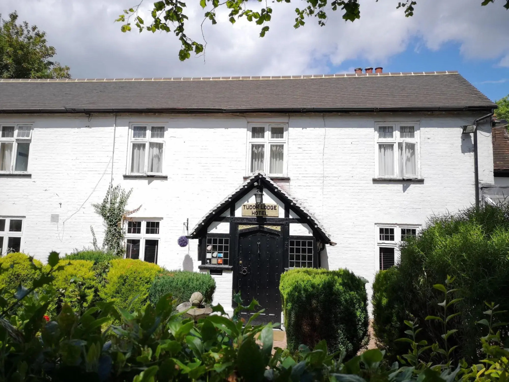 The Tudor Hotel - Général
