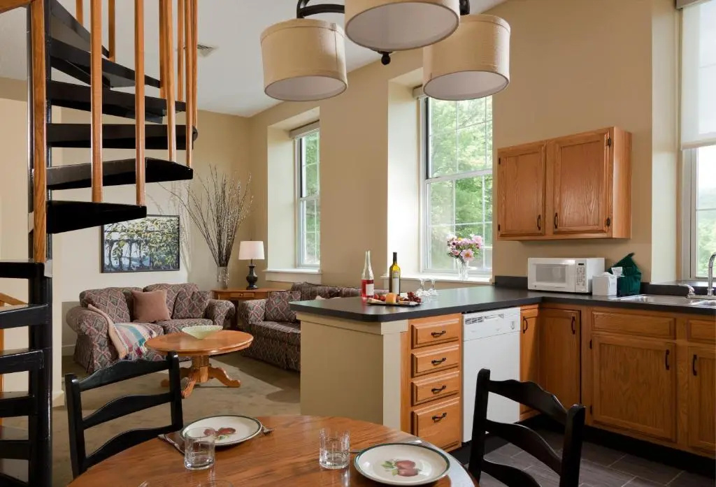2 Bedrooms Suite