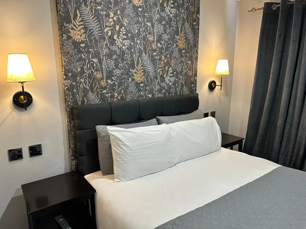 Pasha Hotel London Ltd by null
