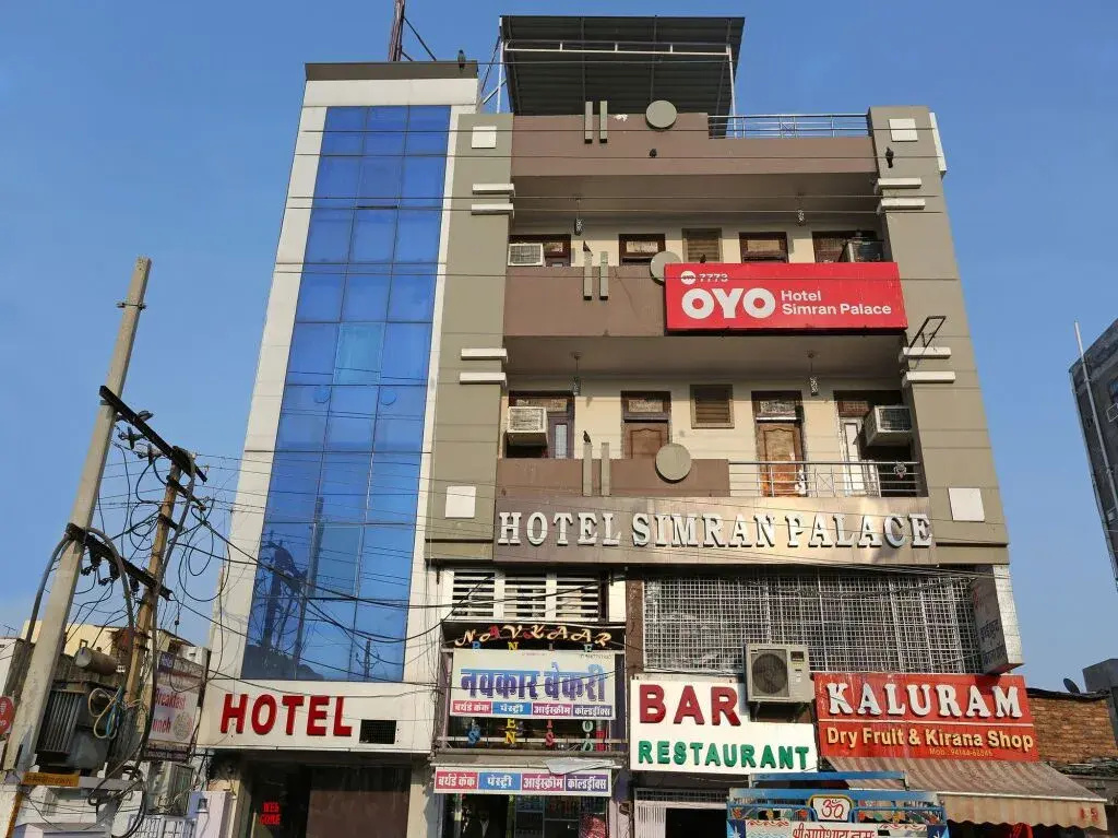 Simran Palace Hotel by OYO Rooms