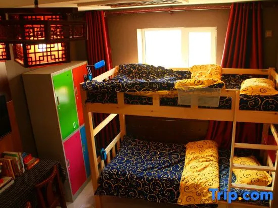 Bed in Dorm (male dorm)