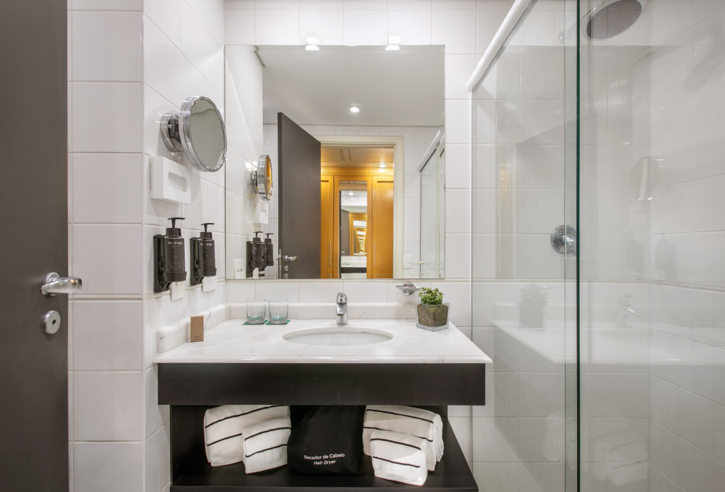 Premium Double room (full double bed)