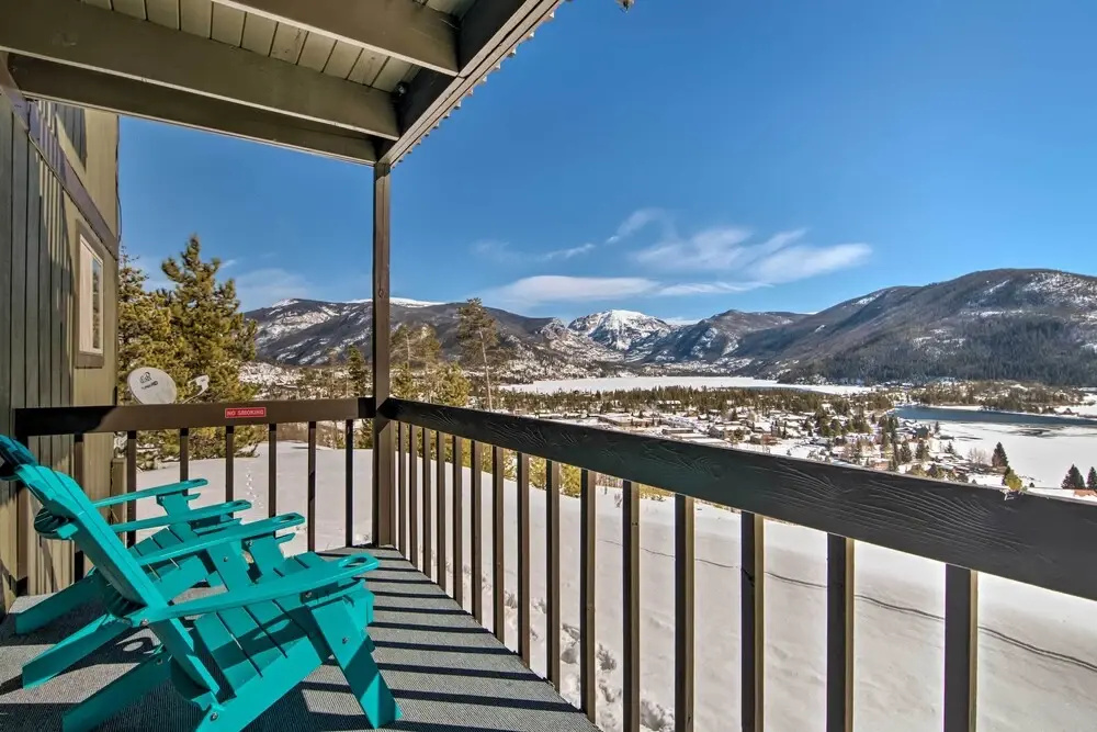 1 Mi to Grand Lake: Updated Condo w/ Views & Deck! - фото 11
