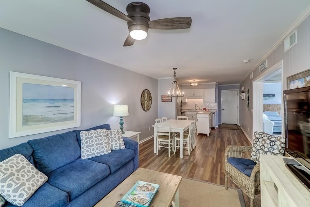 101a Oceanside — 5