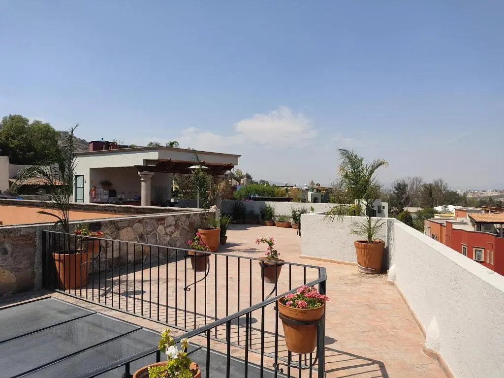 Balcony & Terrace