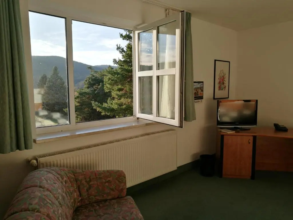 Hotel & Restaurant Bergfried - Chambres