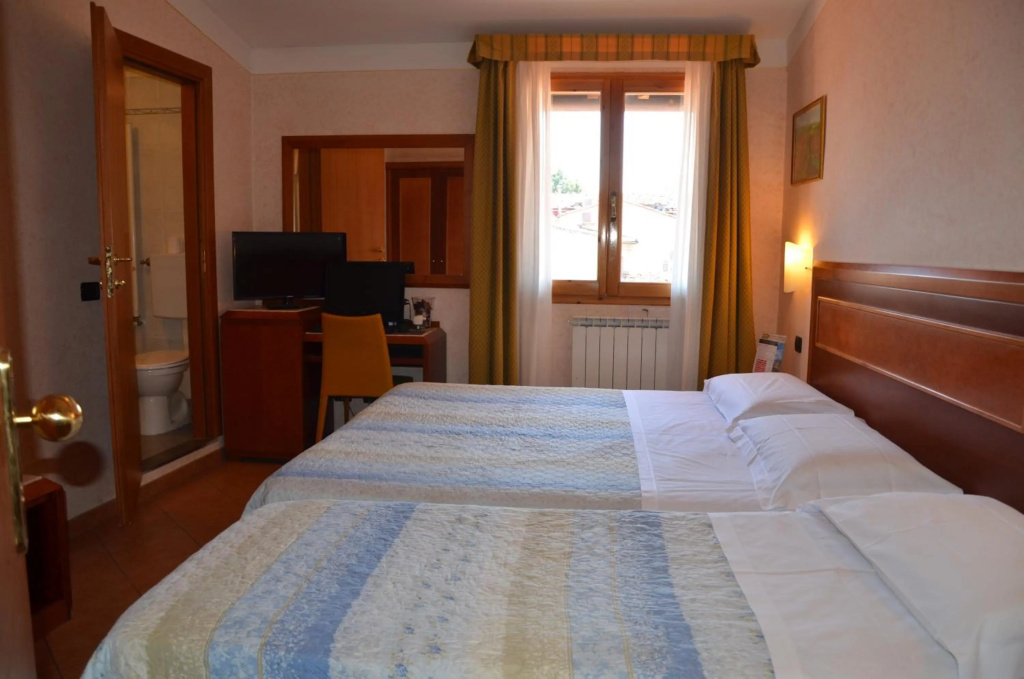 Hotel photo 30