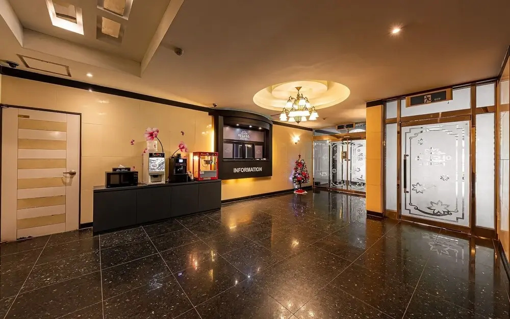 Hotel photo 11