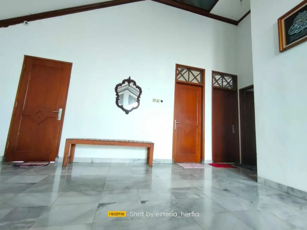 Deluxe Double room with balcony (full double bed)