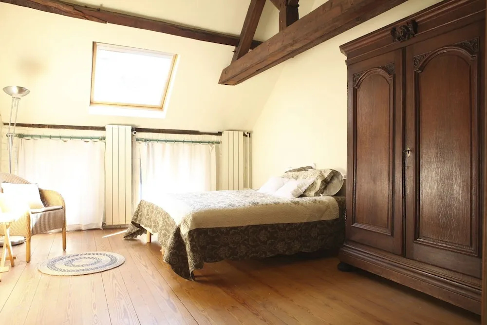 Comfort room