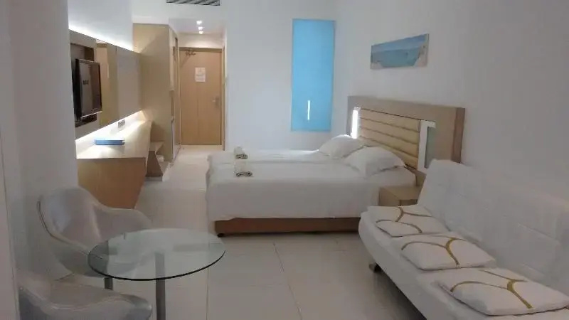Vrissaki Beach Hotel - Chambres