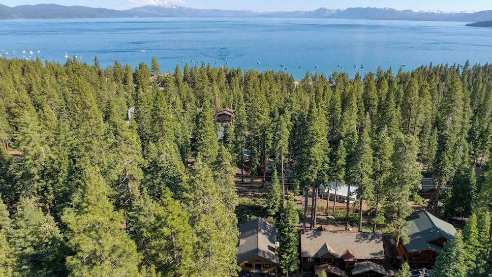 Wildwood by Avantstay Hot Tub, 5mins to Lake