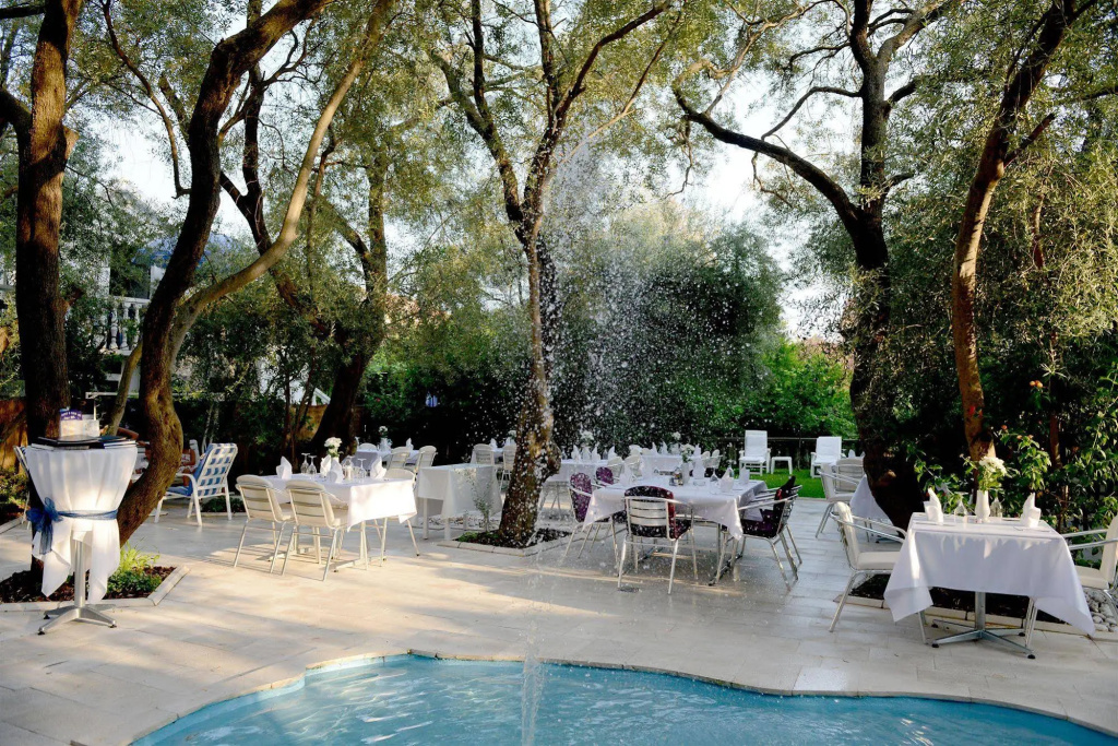 Hotel photo 11