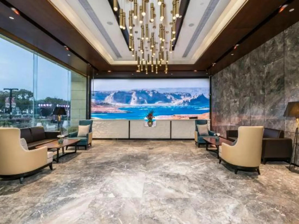 Heyi Yueju Hotel (Shanghai International Tourism and Resorts Zone)