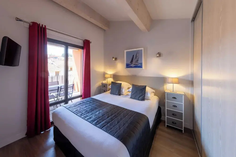 Voir la photo 1 — Appartements Hôtel & Spa Le Madeloc Collioure Centre