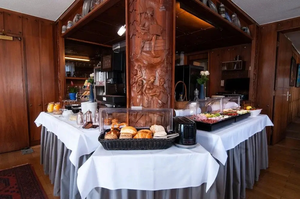 Hotel photo 12