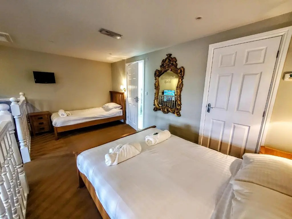 Golden Ball Hotel - Chambres