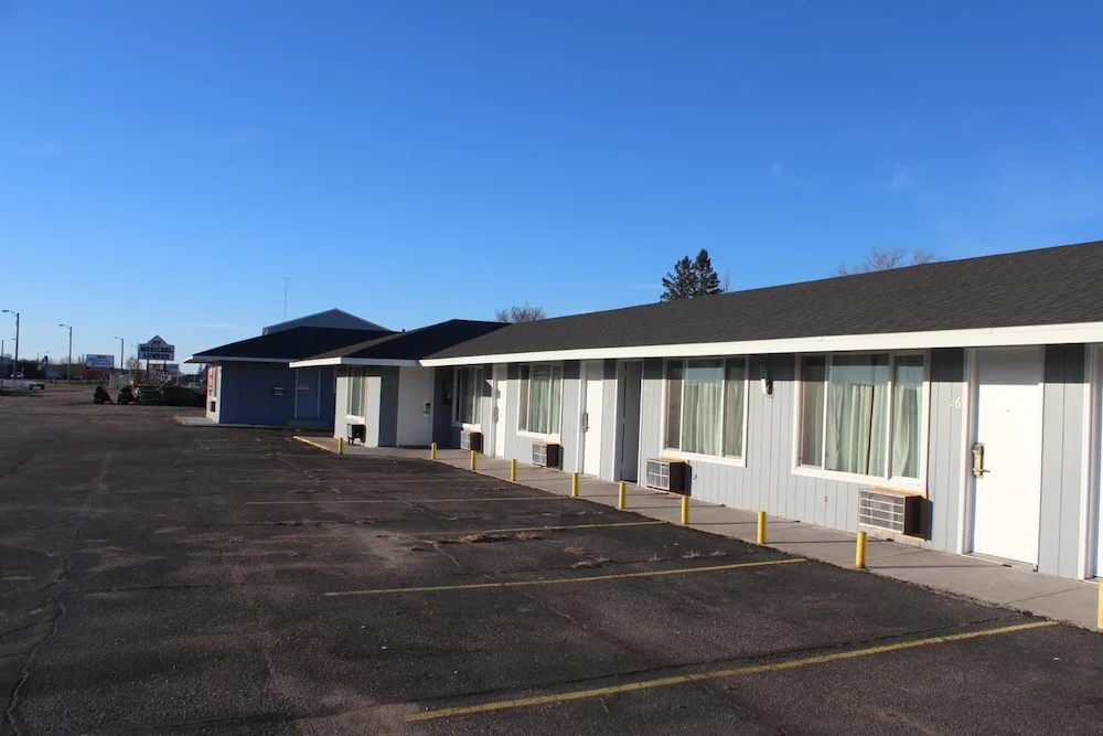 Eastwood Inn Of Wadena
