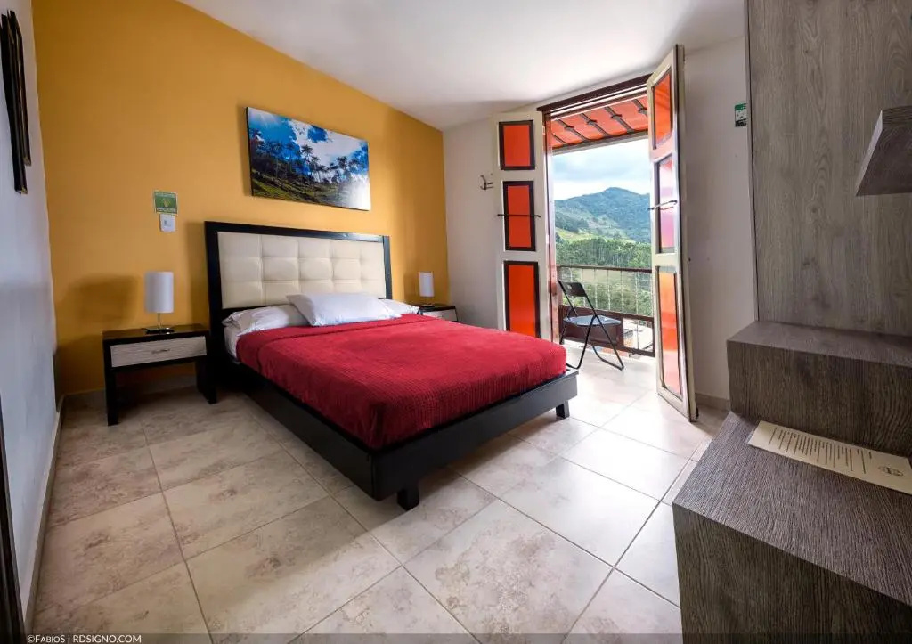 Standard Double room with balcony (full double bed)